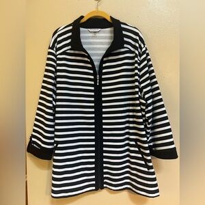 Allison Daley Size 3X Zip Front Top
